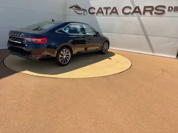 Skoda Superb 2.0TDI  150CP  LED  Distronic  Cockpit  Keyless