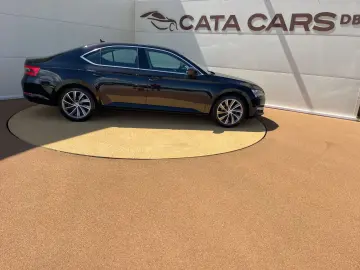 Skoda Superb 2.0TDI  150CP  LED  Distronic  Cockpit  Keyless