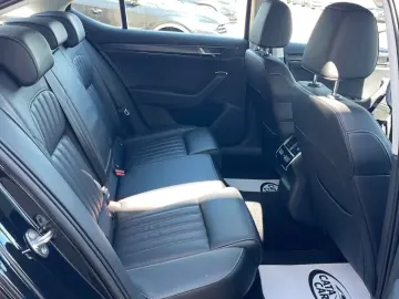 Skoda Superb 2.0TDI  150CP  LED  Distronic  Cockpit  Keyless