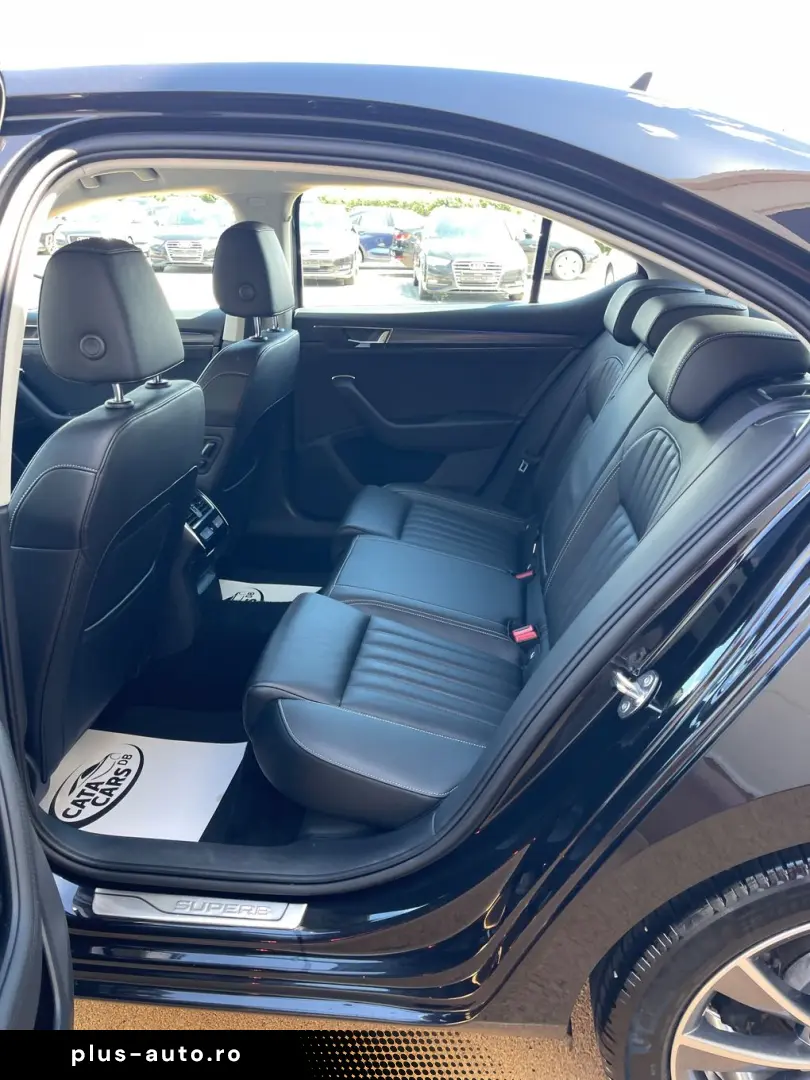 Skoda Superb 2.0TDI  150CP  LED  Distronic  Cockpit  Keyless