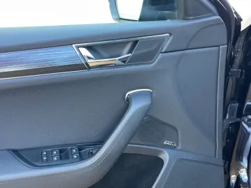 Skoda Superb 2.0TDI  150CP  LED  Distronic  Cockpit  Keyless