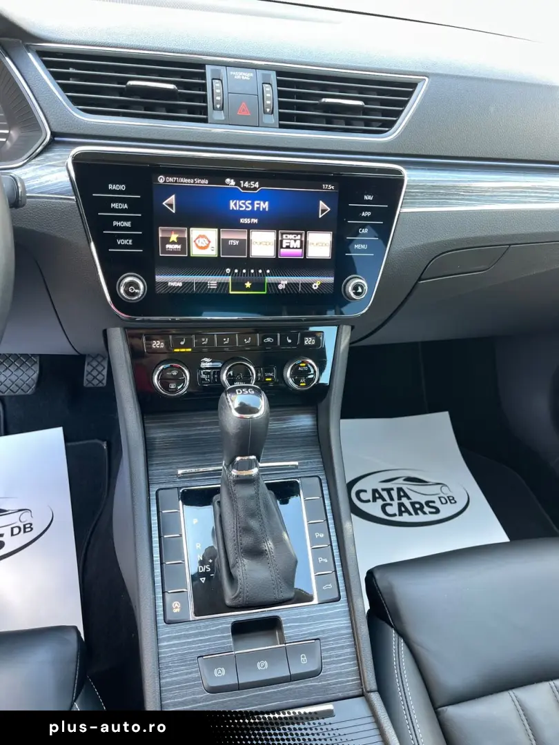 Skoda Superb 2.0TDI  150CP  LED  Distronic  Cockpit  Keyless