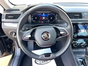 Skoda Superb 2.0TDI  150CP  LED  Distronic  Cockpit  Keyless