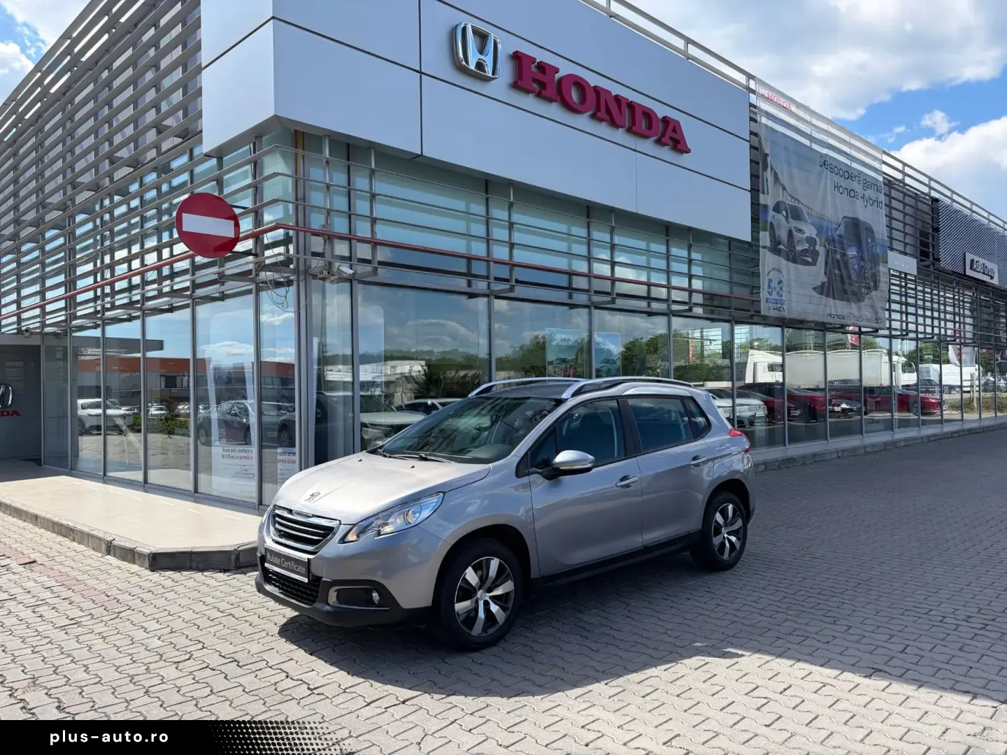 Peugeot 2008 1.6 BlueHDi Active   Car No. 72