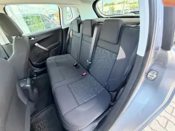 Peugeot 2008 1.6 BlueHDi Active   Car No. 72