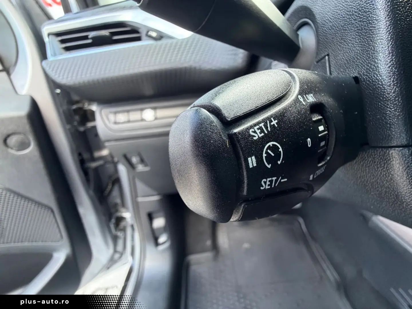 Peugeot 2008 1.6 BlueHDi Active   Car No. 72