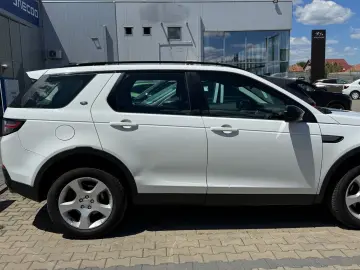 Land-Rover Discovery-Sport
