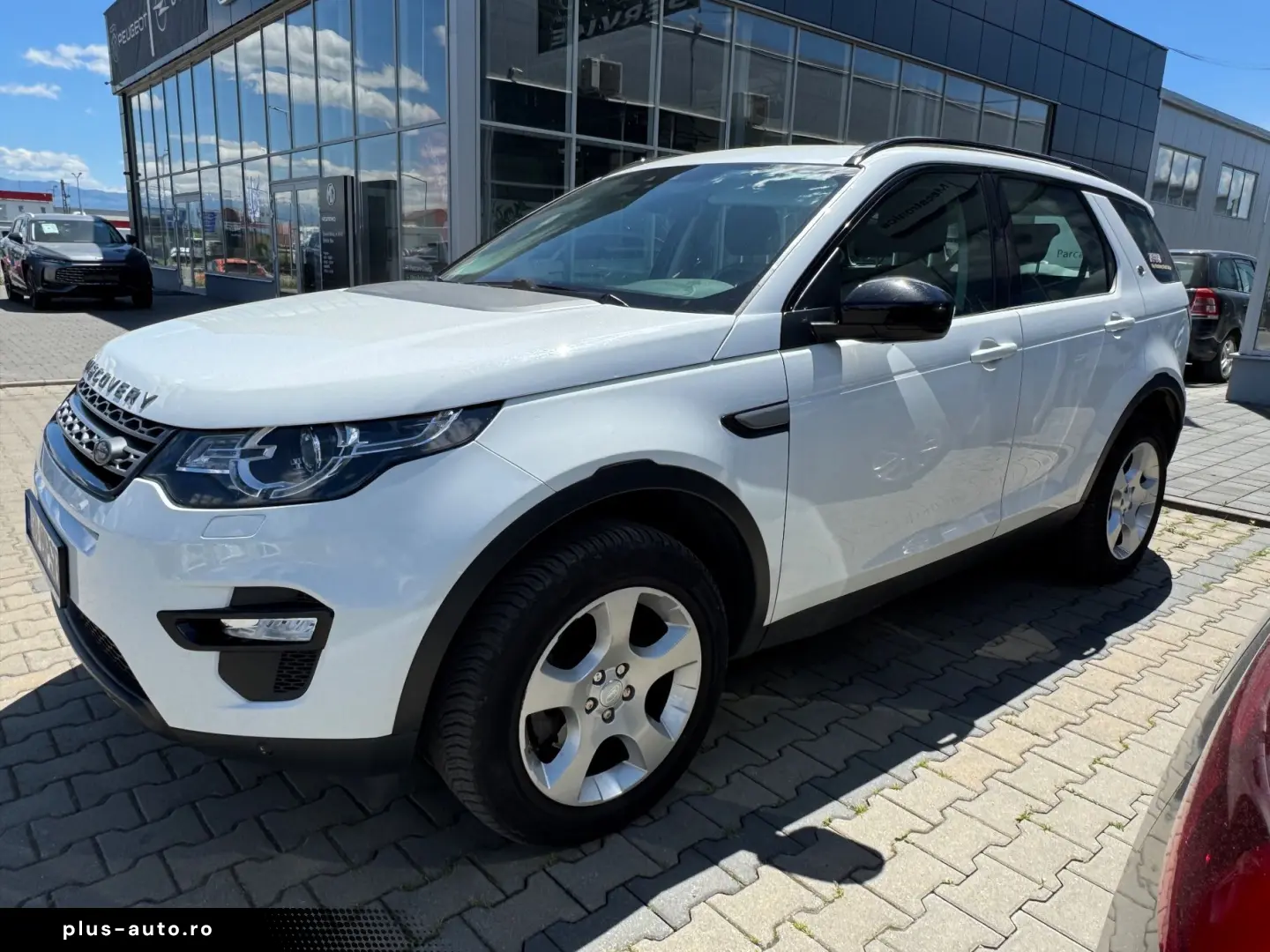 Land-Rover Discovery-Sport