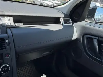 Land-Rover Discovery-Sport