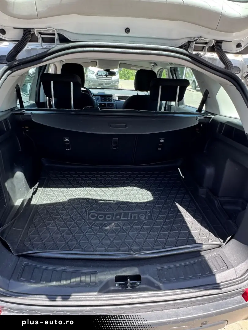 Land-Rover Discovery-Sport
