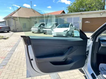 Tesla Model-3