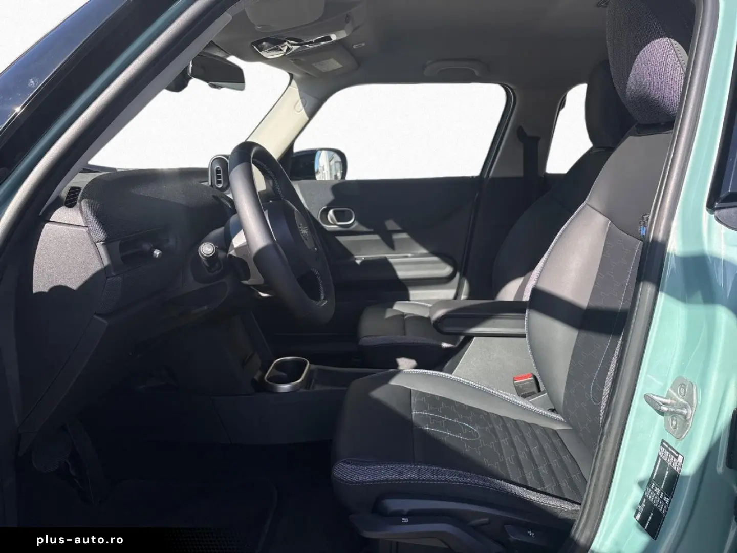 MINI 5-Türer Aut. HUD LED Kam Keyless SHZ Navi Klima