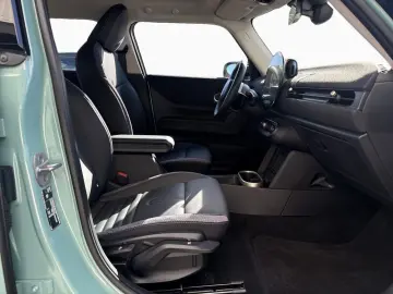 MINI 5-Türer Aut. HUD LED Kam Keyless SHZ Navi Klima