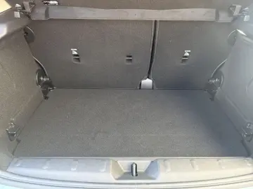 MINI 5-Türer Aut. HUD LED Kam Keyless SHZ Navi Klima