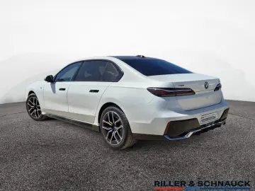 BMW 740 d xDrive M Sport E-TÜREN SITZBELÜFTUNG