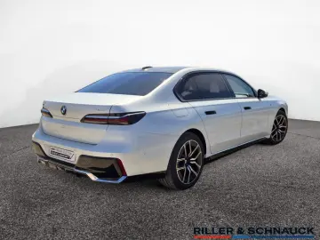 BMW 740 d xDrive M Sport E-TÜREN SITZBELÜFTUNG