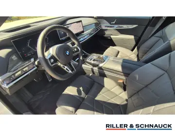 BMW 740 d xDrive M Sport E-TÜREN SITZBELÜFTUNG