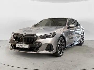 BMW 520i M-Sport Pro PANO HUD 360  LED SITZBELÜFTUNG