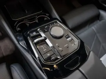 BMW 520i M-Sport Pro PANO HUD 360  LED SITZBELÜFTUNG