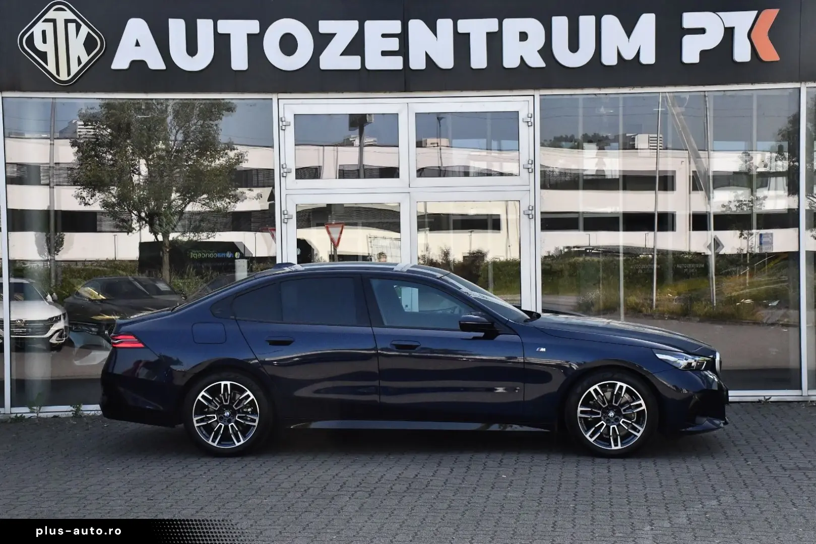 BMW 520d xDrive M-Sport H&K  DrivingAssist.Prof HUD