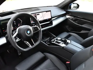 BMW 520d xDrive M-Sport H&K  DrivingAssist.Prof HUD