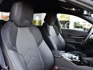 BMW 520d xDrive M-Sport H&K  DrivingAssist.Prof HUD