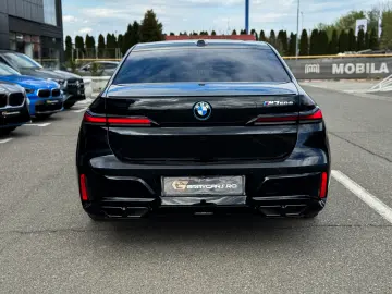 BMW M760e xDrive 571CP