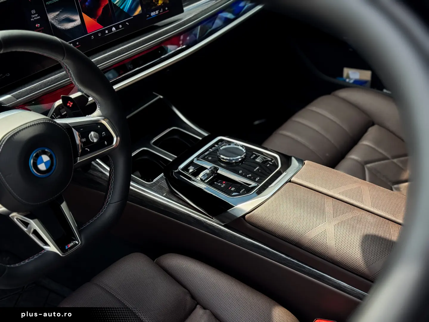 BMW M760e xDrive 571CP