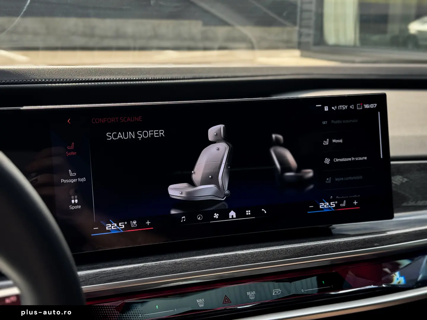BMW M760e xDrive 571CP