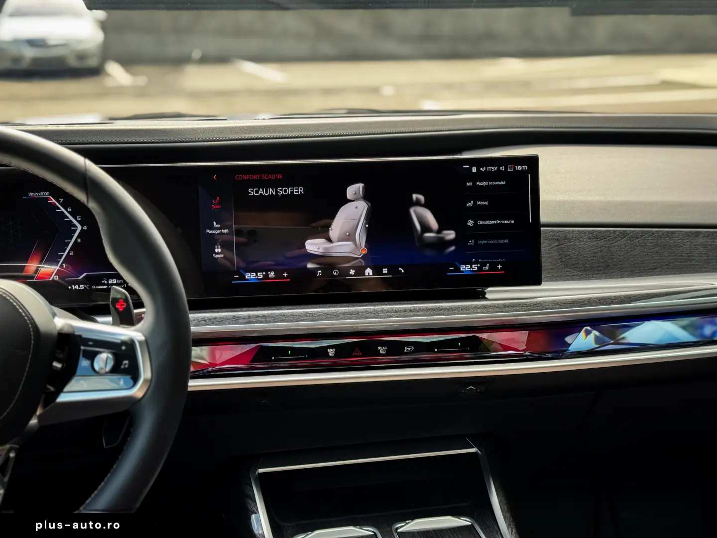 BMW M760e xDrive 571CP