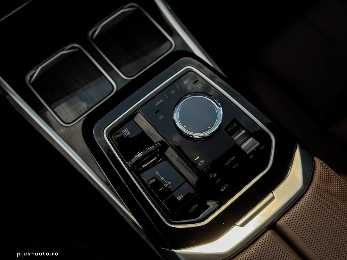BMW M760e xDrive 571CP