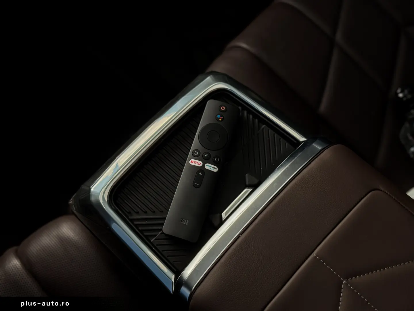 BMW M760e xDrive 571CP