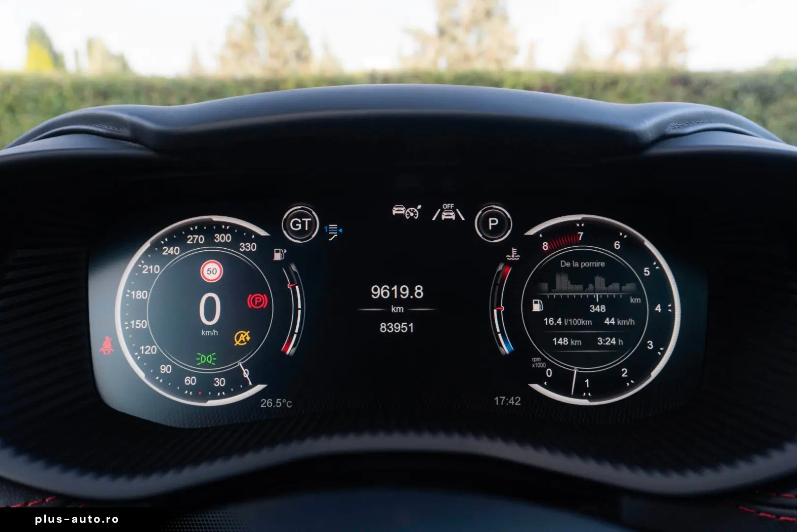 ASTON MARTIN DBX 4.0 V8_MagnoBlack