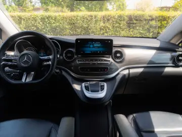 MERCEDES-BENZ V 250d AVANTGARDE 4MATIC lang