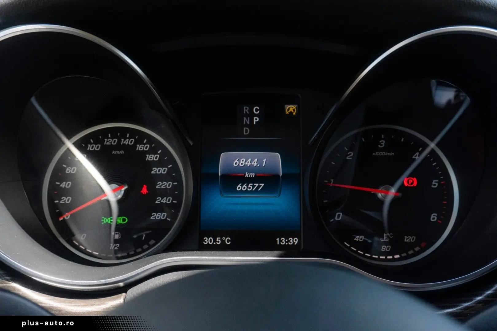 MERCEDES-BENZ V 250d AVANTGARDE 4MATIC lang