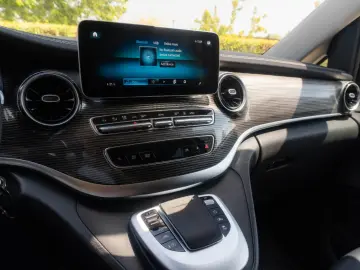MERCEDES-BENZ V 250d AVANTGARDE 4MATIC lang