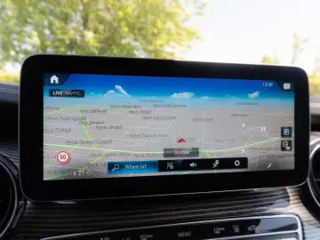 MERCEDES-BENZ V 250d AVANTGARDE 4MATIC lang