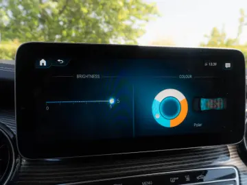 MERCEDES-BENZ V 250d AVANTGARDE 4MATIC lang