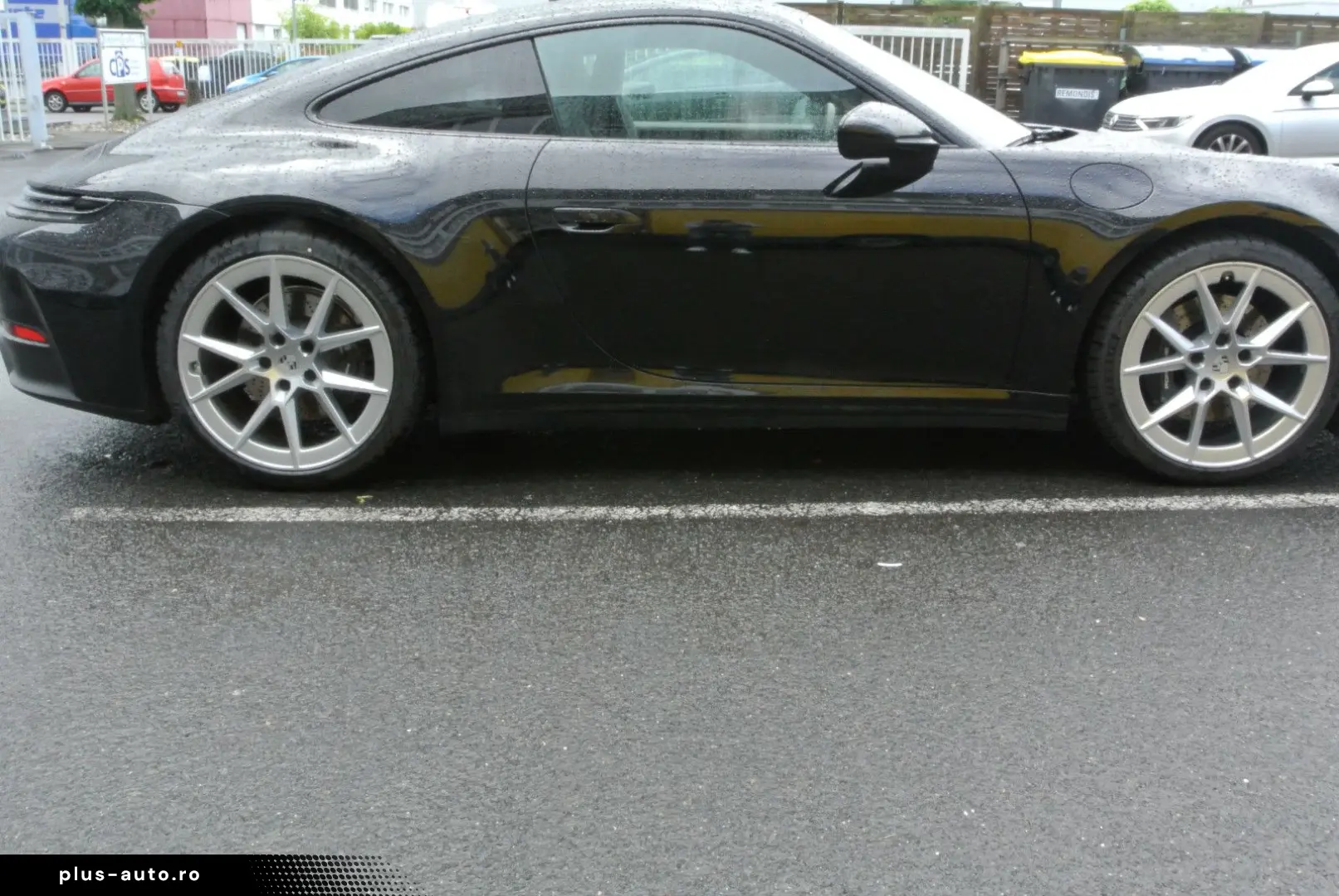 PORSCHE 992.2 coupe schw braun abgas 21  burmester acc