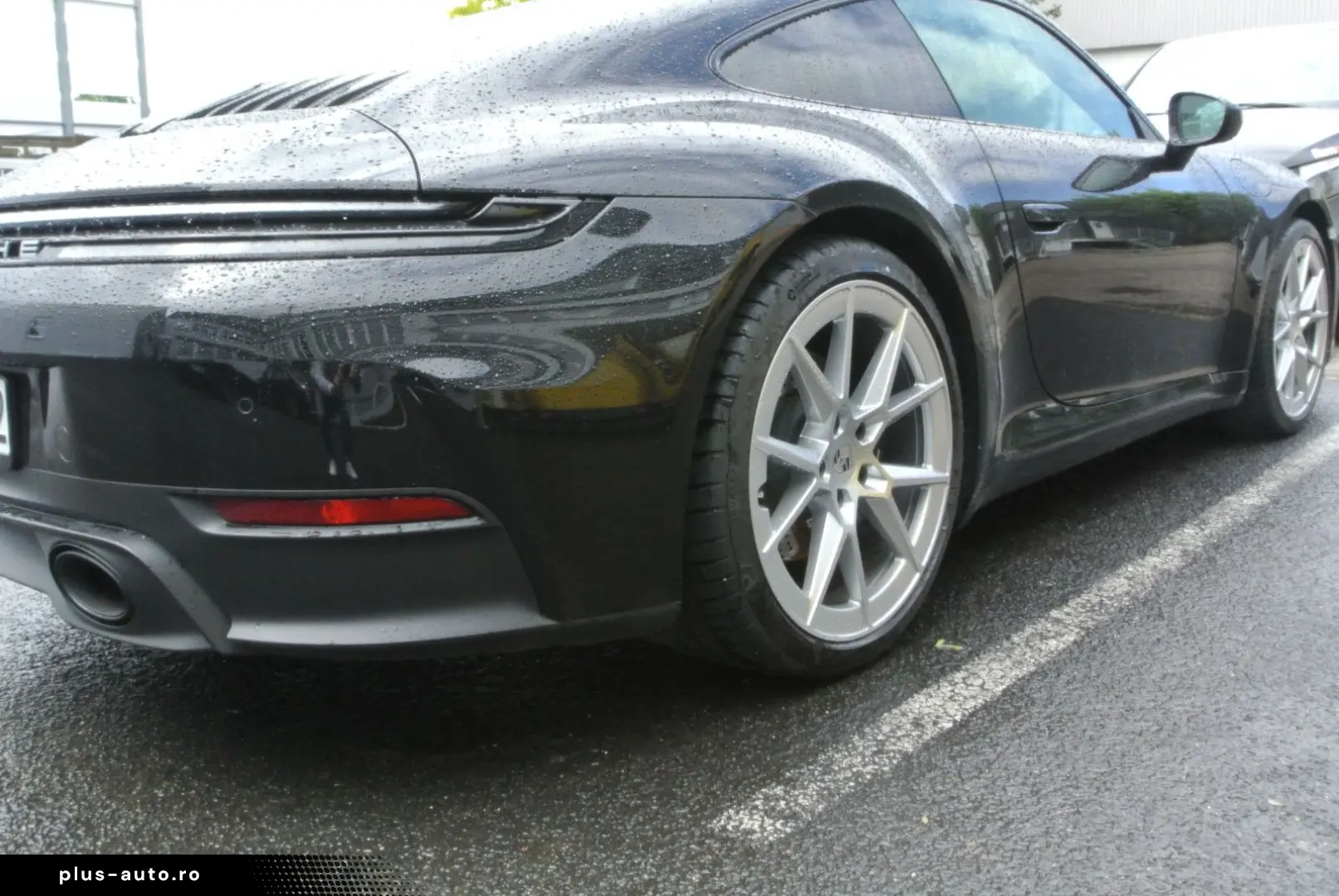 PORSCHE 992.2 coupe schw braun abgas 21  burmester acc