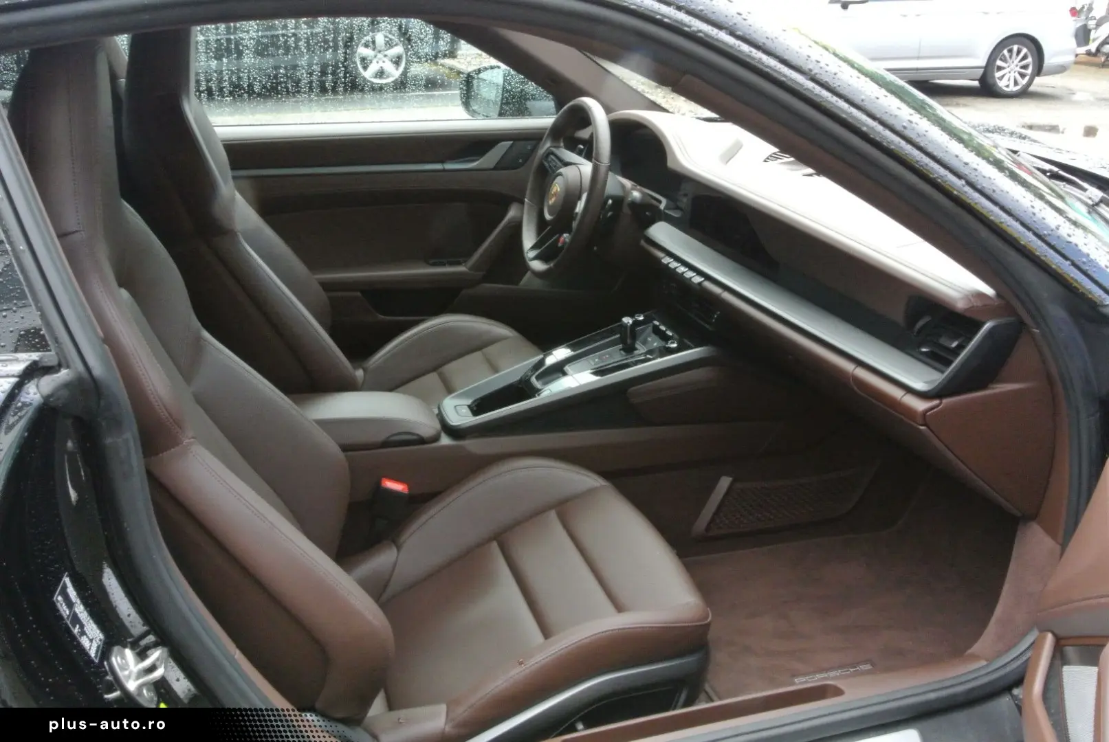 PORSCHE 992.2 coupe schw braun abgas 21  burmester acc