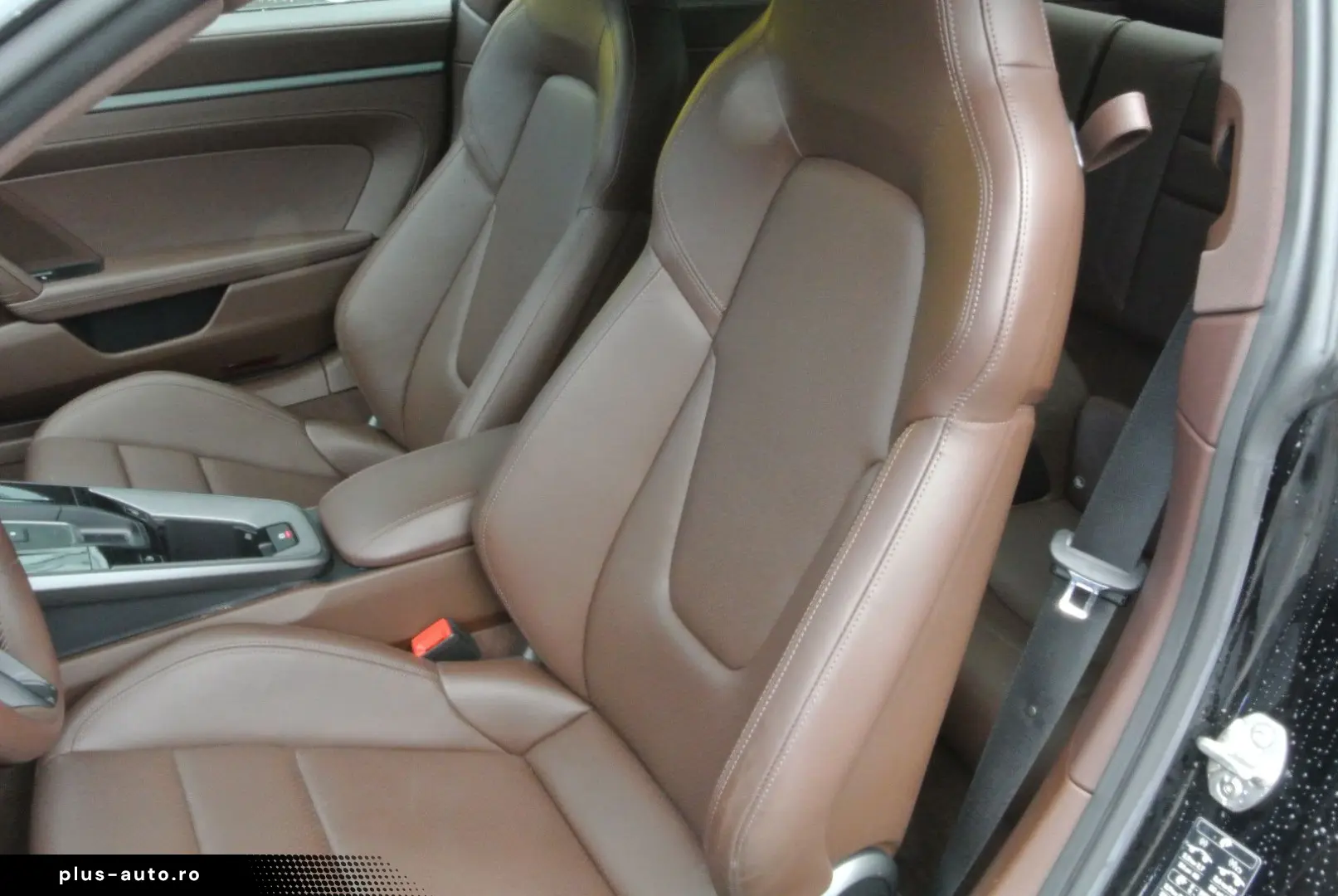PORSCHE 992.2 coupe schw braun abgas 21  burmester acc
