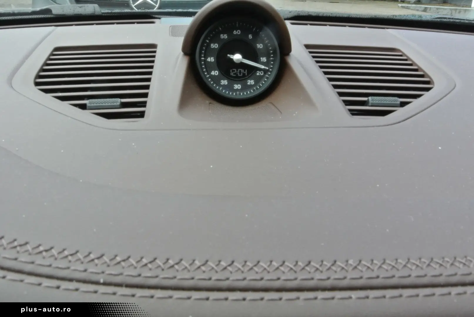 PORSCHE 992.2 coupe schw braun abgas 21  burmester acc