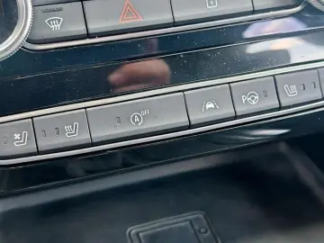 Renault Talisman Diesel Automat 2021 - Rate   Credit   Leasi