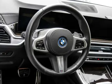 BMW X5 xDrive50e M SPORT AHK DA PA HiFi KOMFORTZG