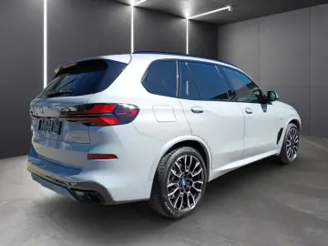BMW X5 xDrive50e M SPORTPAKET PRO ICONIC GLOW 21 ALU