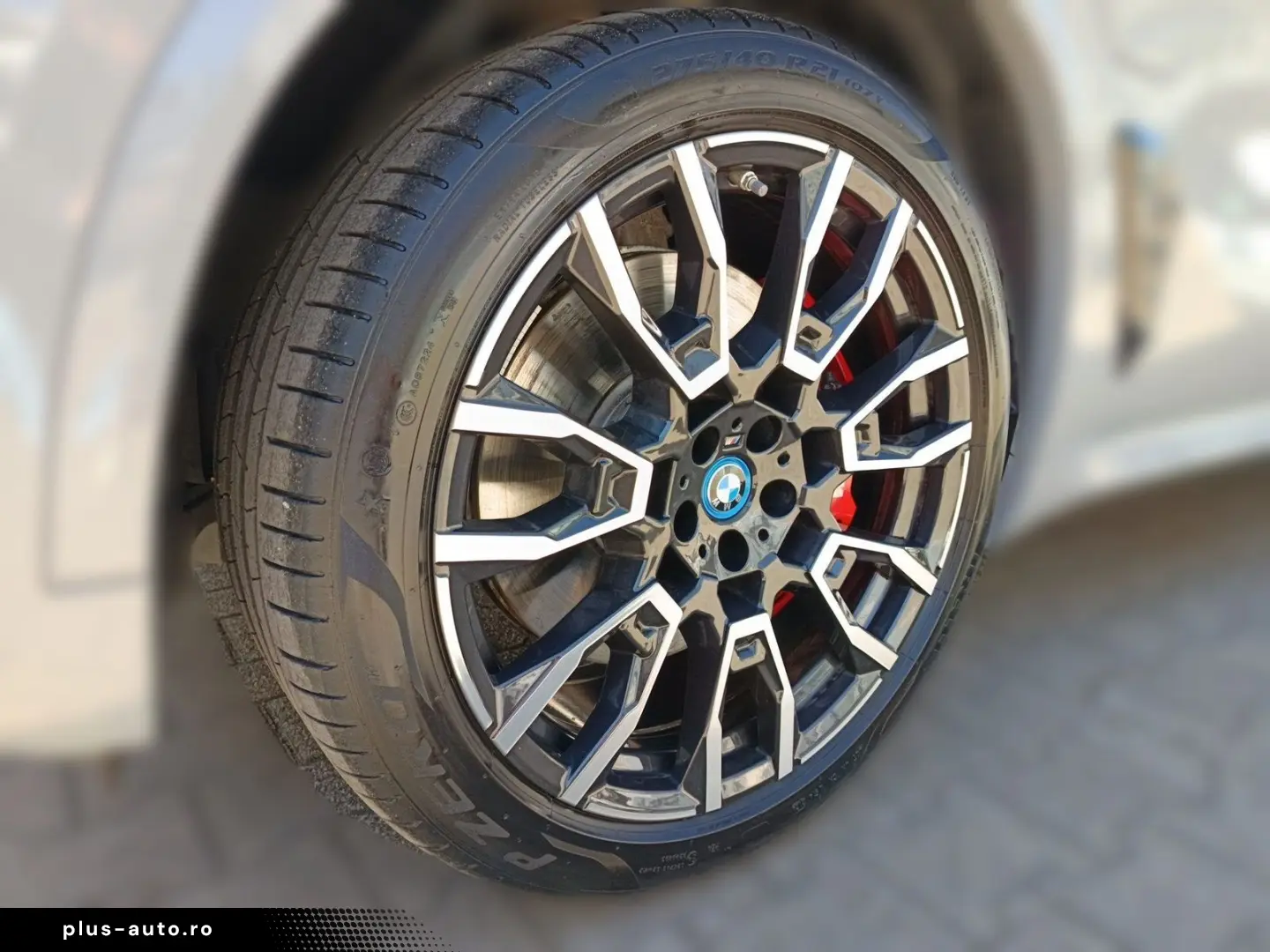 BMW X5 xDrive50e M SPORTPAKET PRO ICONIC GLOW 21 ALU