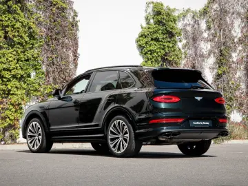 BENTLEY Bentayga Azure V8 4.0 550hp