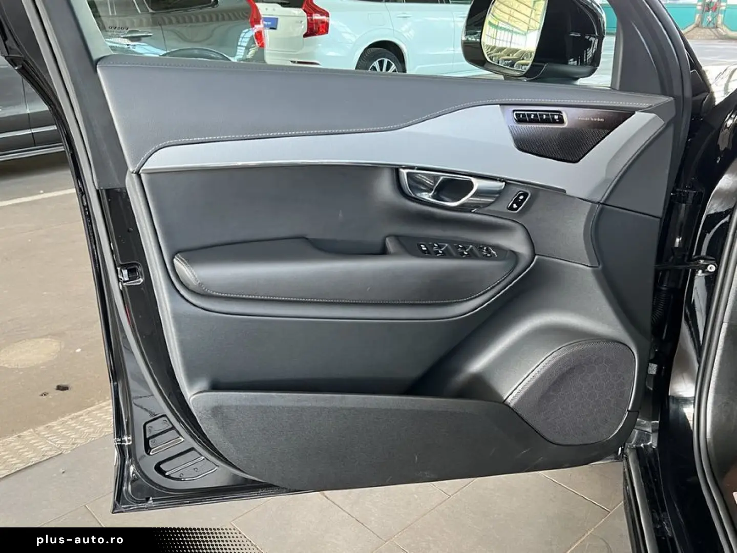 VOLVO XC90 T8 AWD Plug-in Hybrid Plus-Bright 360  Head
