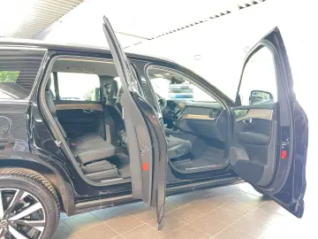 VOLVO XC90 B5 Plus Bright AWD AHK HuD Kam360